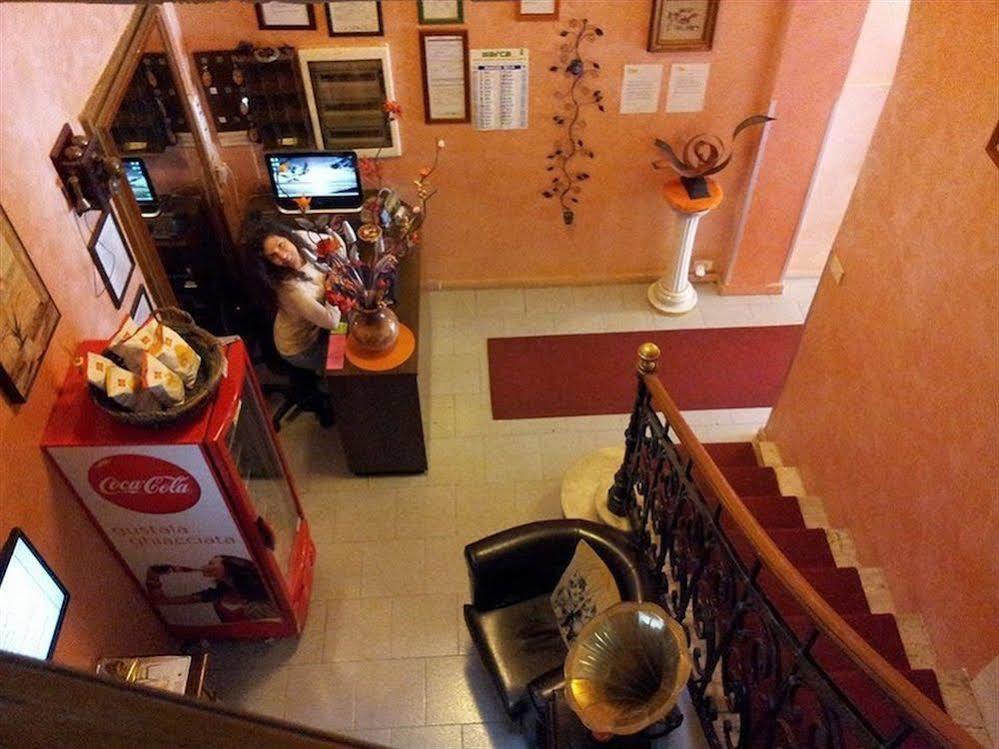 Hotel New Милан Экстерьер фото