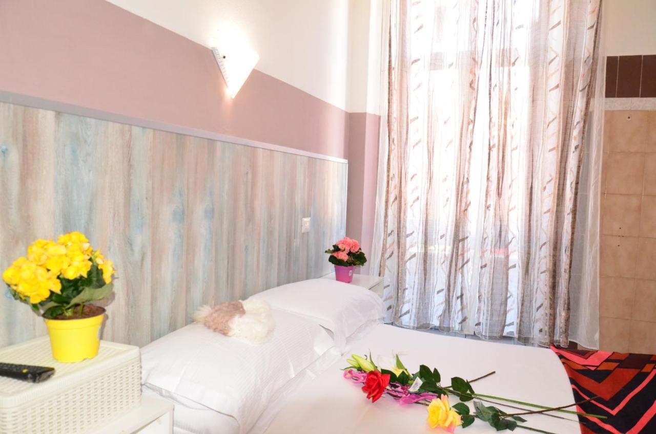Hotel New Милан Экстерьер фото